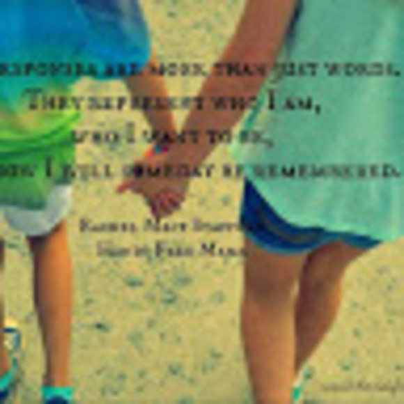 Meet your Posher, Sandra - Picture 1 of 1